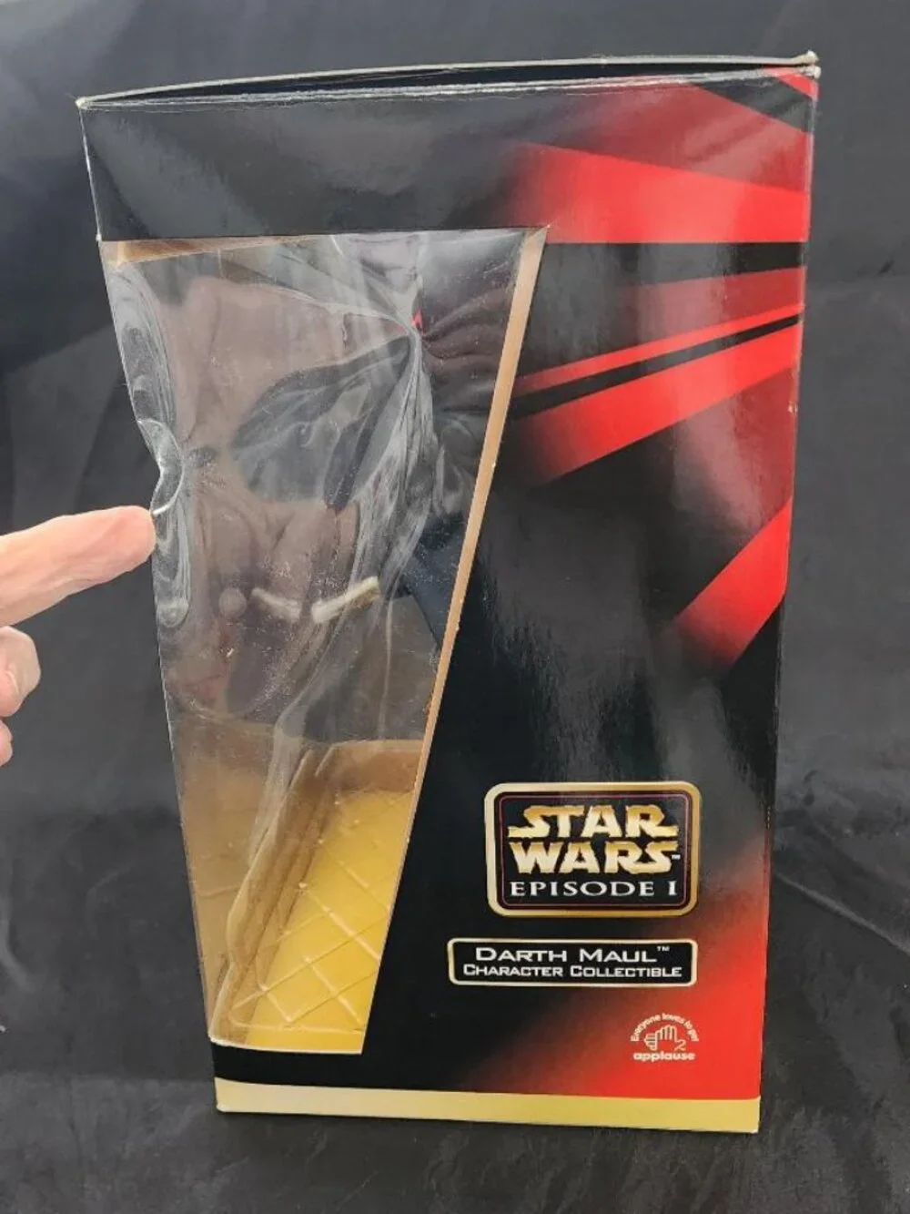 Vintage Star Wars DARTH MAUL  9” action figure NIP -EPISODE 1